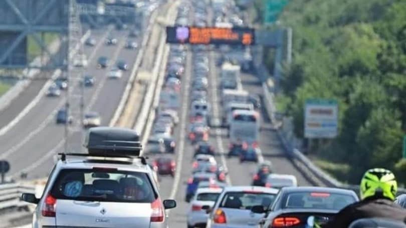 Code in autostrada, ecco la app per i rimborsi