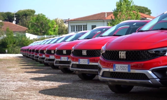 Fiat 500X Hybrid e Tipo Hybrid su strada