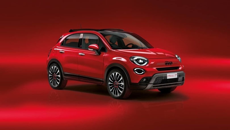 Fiat 500X Hybrid e Tipo Hybrid su strada