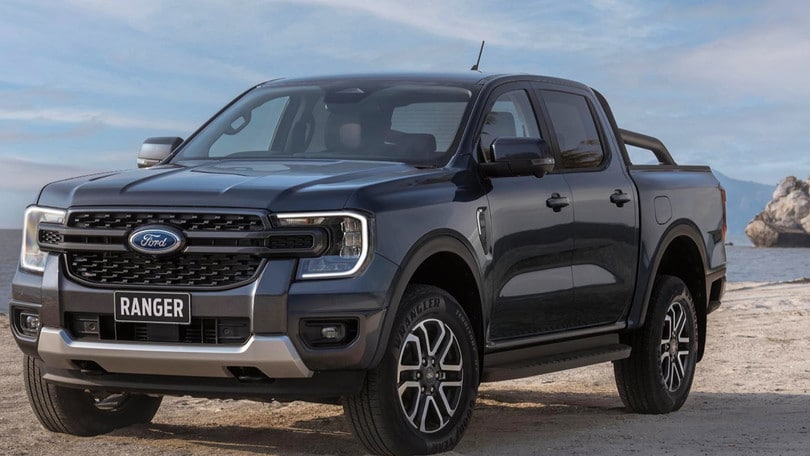 Ford Ranger Raptor, aperti gli ordini italiani: prezzo e informazioni