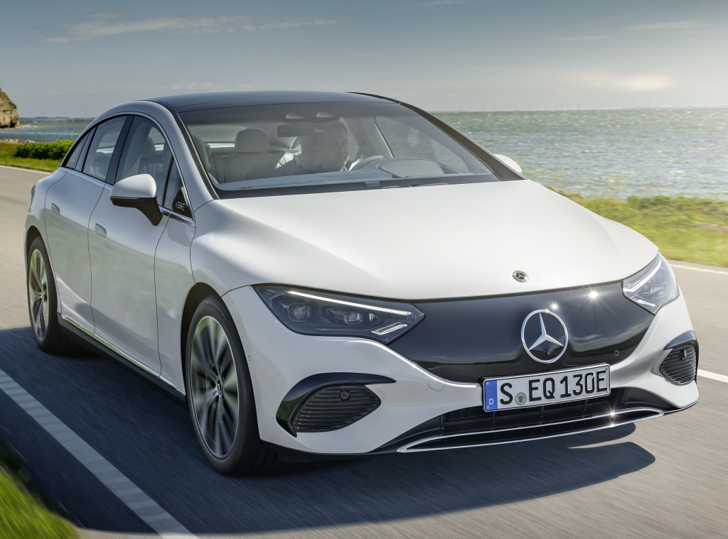 Mercedes EQE, la prova su strada