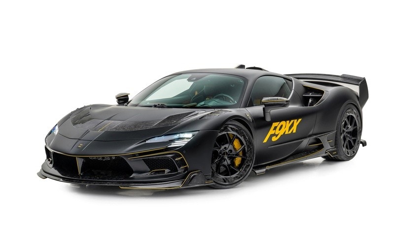 Ferrari, con Mansory la SF90 Stradale fa più paura