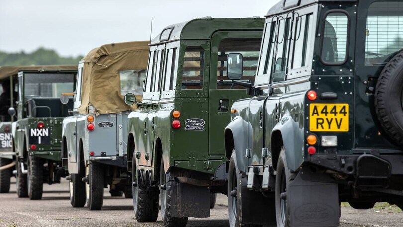 Jaguar Land Rover al Giubileo di Sua Maestà la Regina