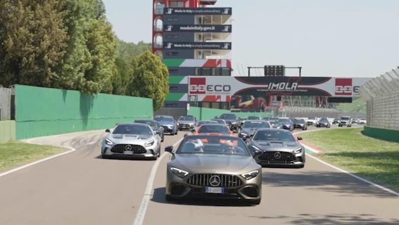 Mercedes-AMG Day, cavalli scatenati a Imola