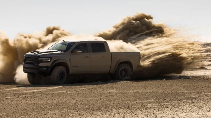 Ram 1500 TRX Sandblast, pick-up esagerato: garantisce Ken Block