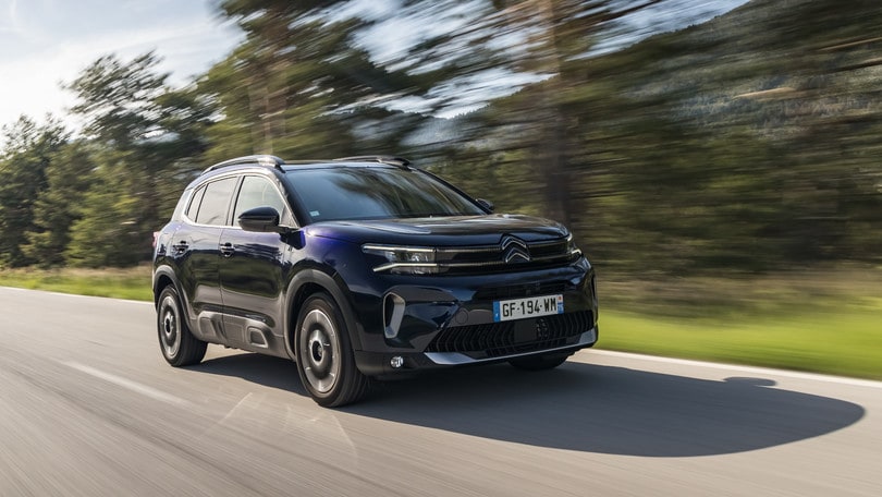 Nuova Citroen C5 Aircross, ecco come va su strada