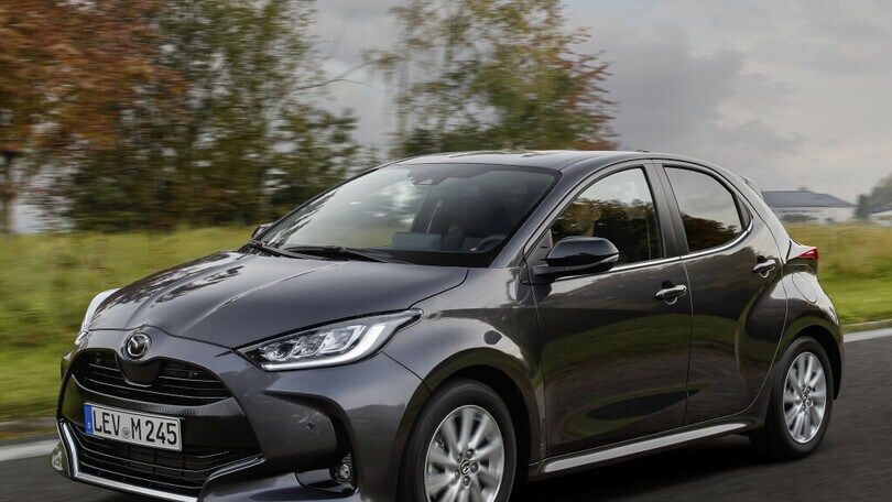 Mazda 2 Hybrid, ecco come va su strada