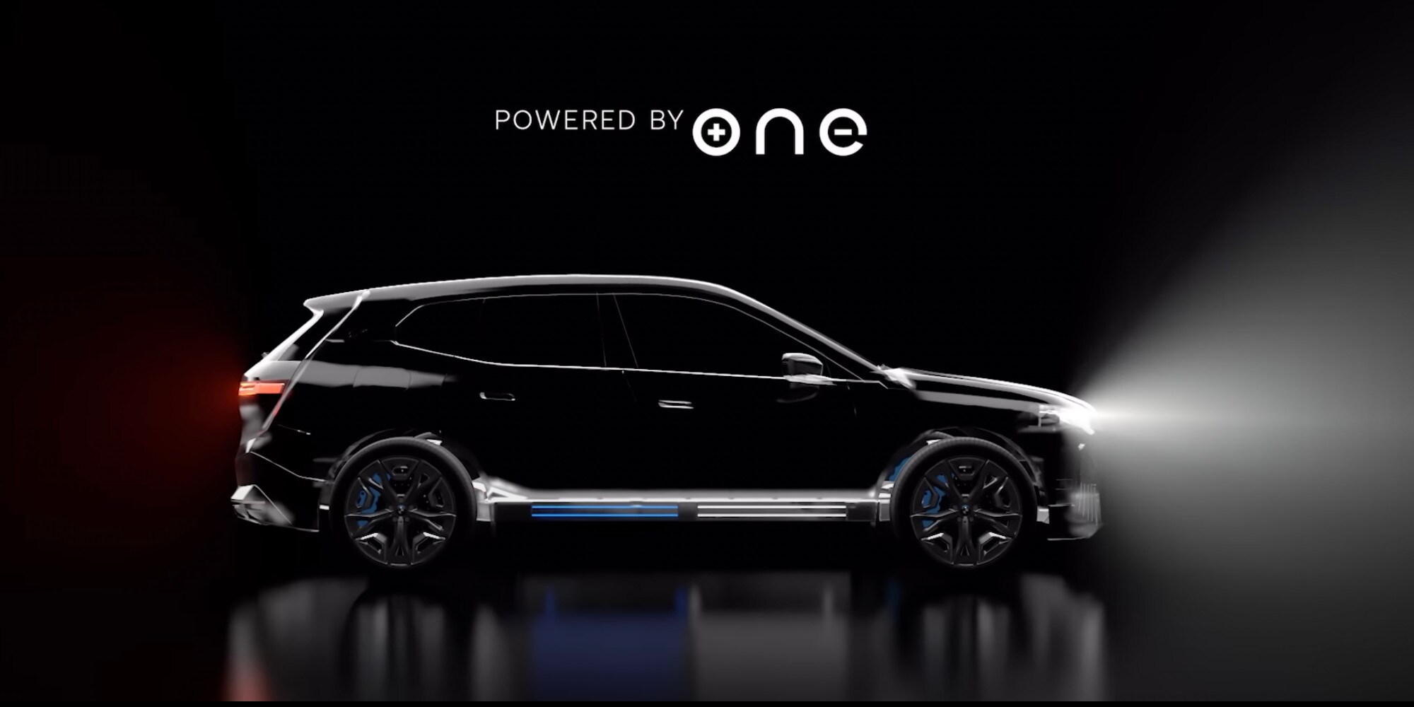 BMW testa la batteria Gemini di ONE da oltre 1.000 km su iX