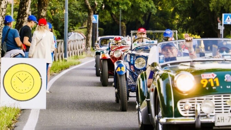 La "corsa più bella del mondo" è iniziata: al via la 1000 Miglia 2022