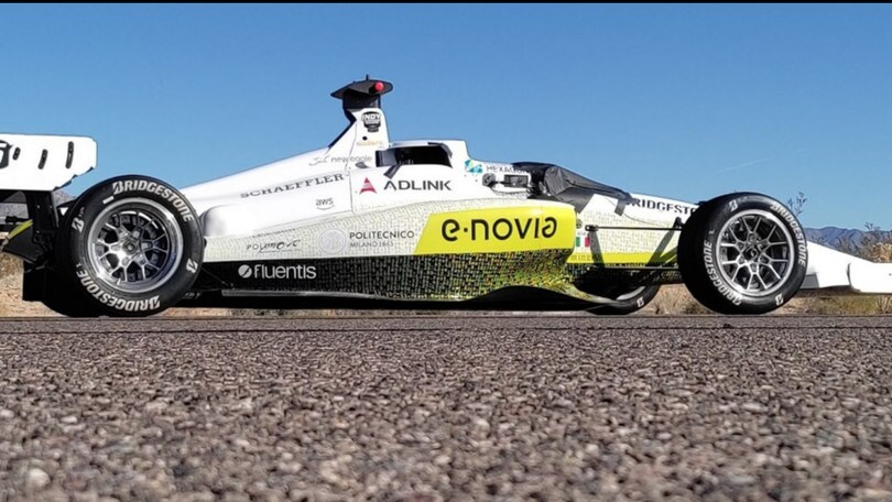 Clamoroso! L’auto autonoma più veloce al mondo è Made in Italy