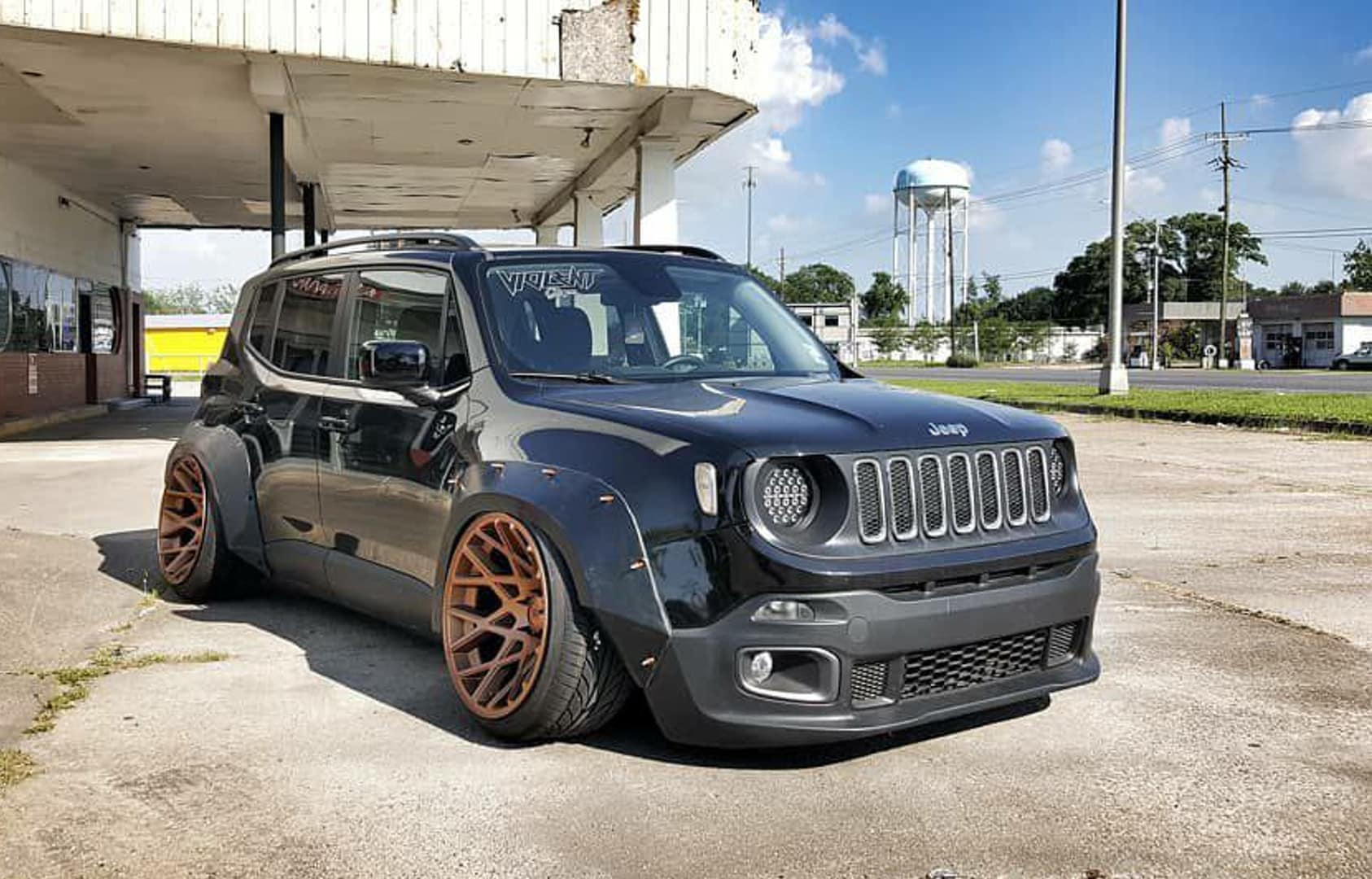 Jeep Renegade, ecco quella con il V8 della Dodge Charger