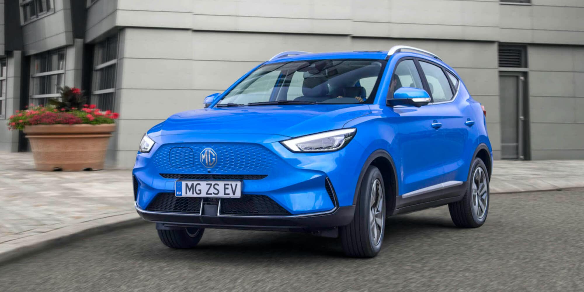 MG ZS e Marvel R, novità nella gamma italiana delle cinesi elettriche e a benzina
