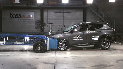 Alfa Romeo Tonale, il crash test Euro NCAP