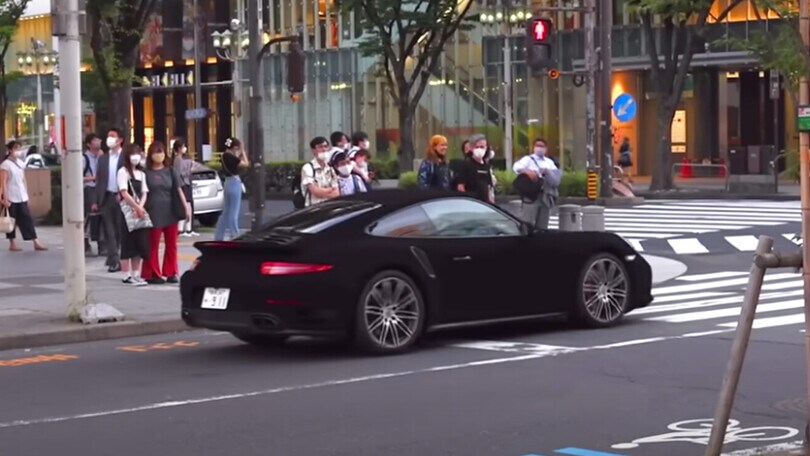 Porsche 911 Turbo Musou Black