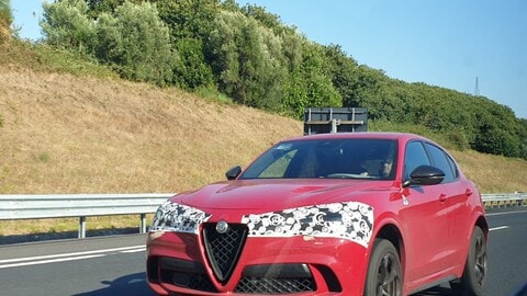 Muletti Alfa Romeo Stelvio restyling