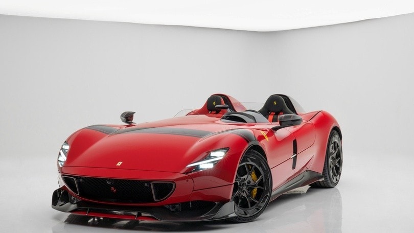 Ferrari Monza SP2, la personalizzazione Mansory è da 830 cv
