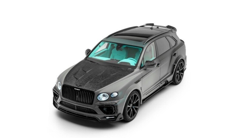 Bentley Bentayga by Mansory: potenza e colore