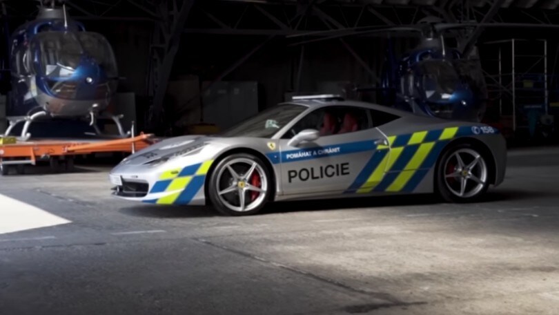 Nuova vita per una Ferrari: sequestrata ai criminali, diventa della polizia