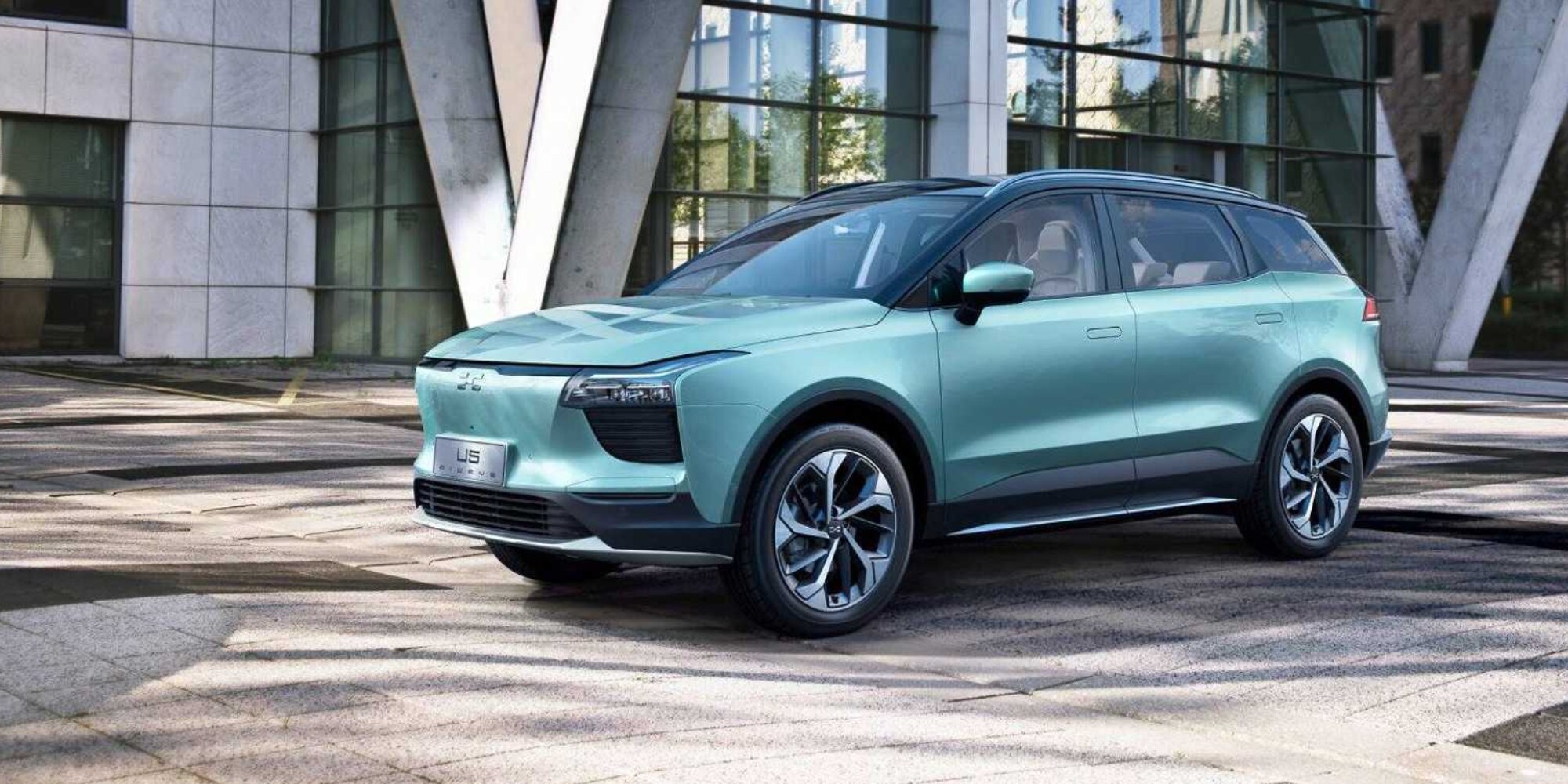 La Cina monopolista delle auto elettriche
