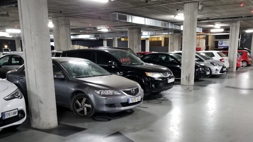 Indagine su una donna con 74 auto intestate e reddito di cittadinanza