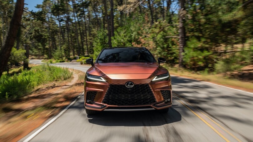 Nuova Lexus RX, la prova