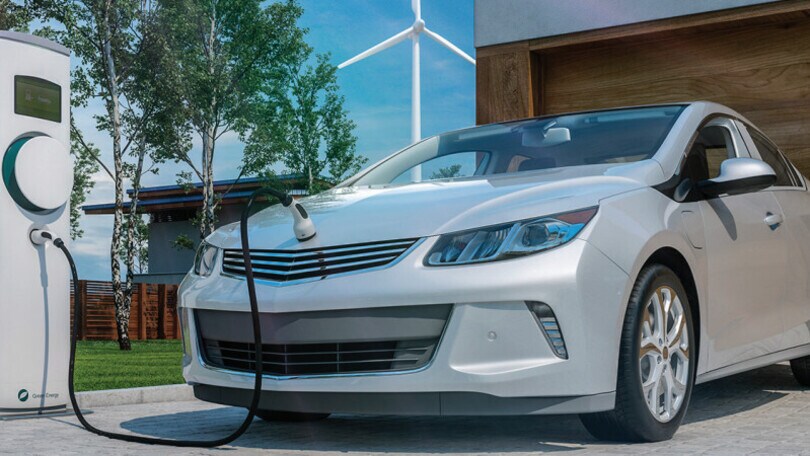 Le vendite ancora al minimo, l'Italia non compra elettrico