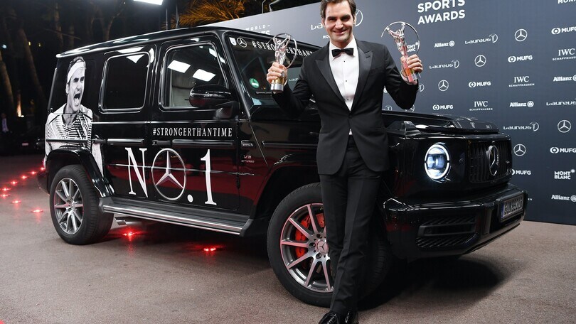 Federer dice addio al tennis: è tempo di godersi il suo garage milionario