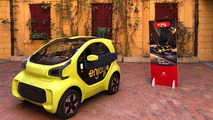 50 minicar elettriche in sharing a Bologna