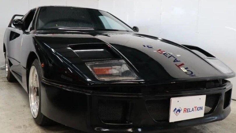 Mazda RX-7 o Ferrari F40? La trasformazione è incredibile