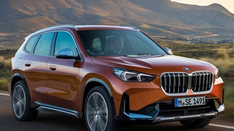 Nuova BMW X1, la prova su strada
