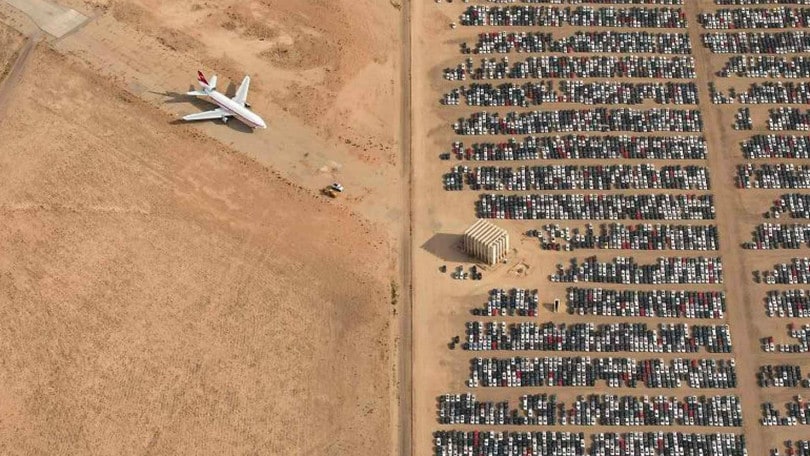 Migliaia di Volkswagen e Audi abbandonate nel deserto del Mojave