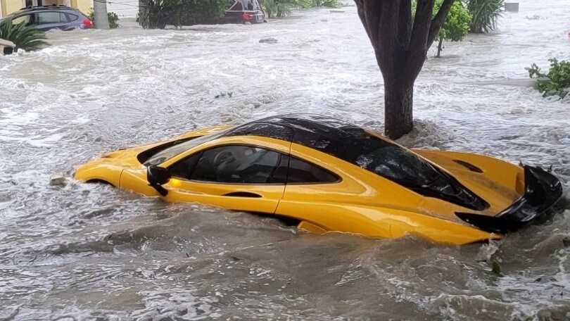 Uragano Ian: in Florida distrutta una McLaren P1