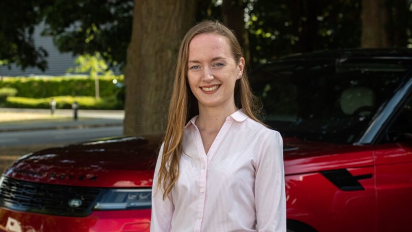 Jaguar e Land Rover, piano di formazione per i dipendenti per la transizione elettrica