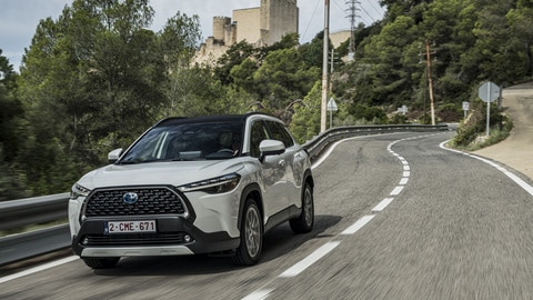 Toyota Corolla Cross, la prova