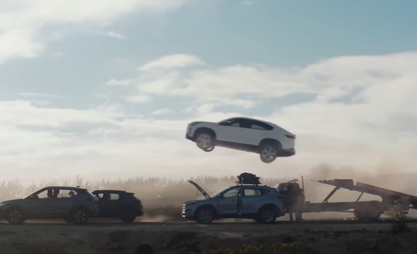 Fiat Fastback, lo spettacolare spot in Brasile con il volo del Suv