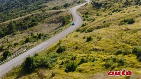 Ferrari 296 GTS, la prova