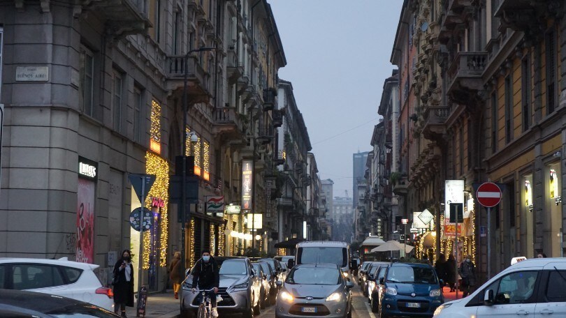Milano, allarme inquinamento: iniziano i blocchi di primo livello