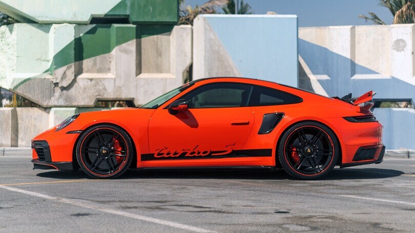 Porsche 911 Turbo S by Manhart