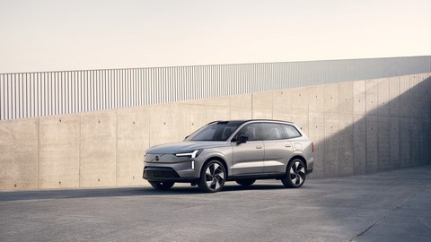 Nuova Volvo EX90: inizia la nuova era dei Suv full electric