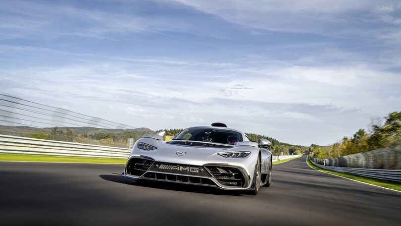 Mercedes-AMG Project One, l'onboard del record al Nurburgring
