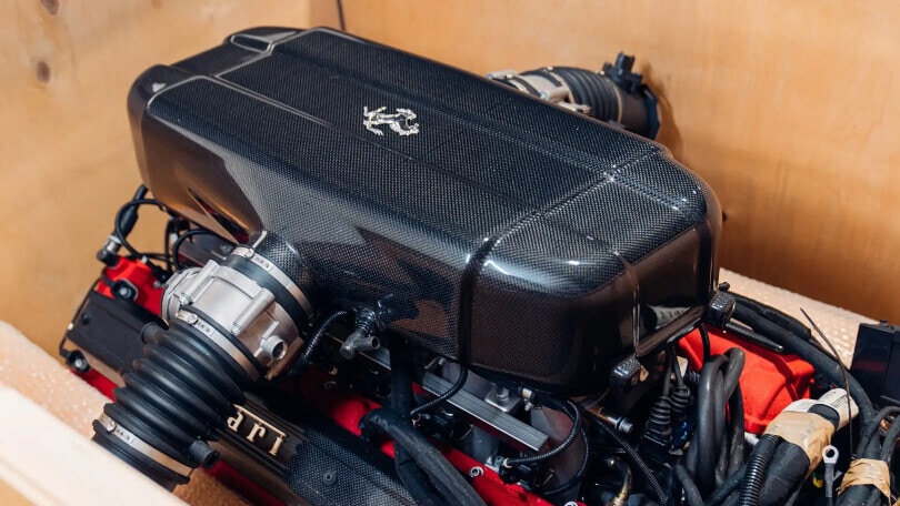 V12 della Ferrari Enzo all'asta: potenza e prezzo esagerati