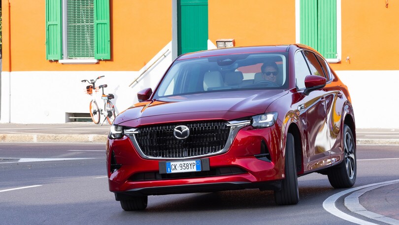 Mazda CX-60, la prova del Suv premium