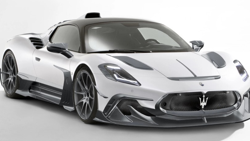 Maserati MC20, look estremo in fibra di carbonio con Mansory