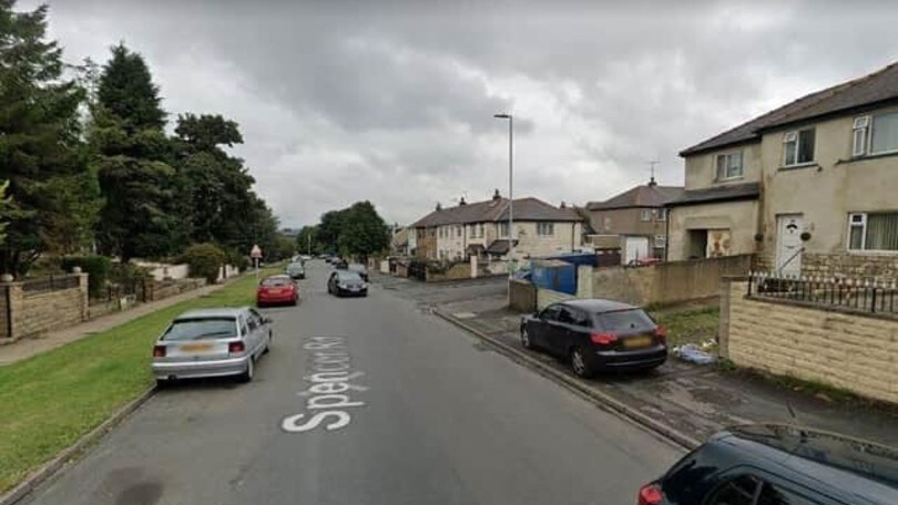 Il mistero delle 90 auto abbandonate