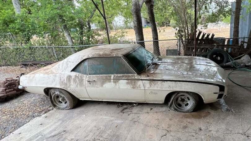 L'incredibile storia di una Camaro nascosta per 45 anni!