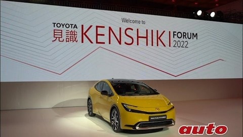 Toyota Prius plug-in: l'ibrida eccellenza per Toyota