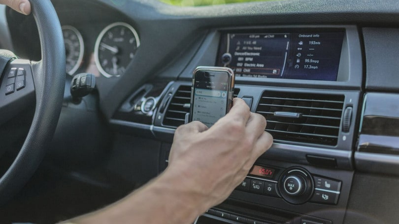 Come aggiungere il Bluetooth in auto in pochi secondi: la guida