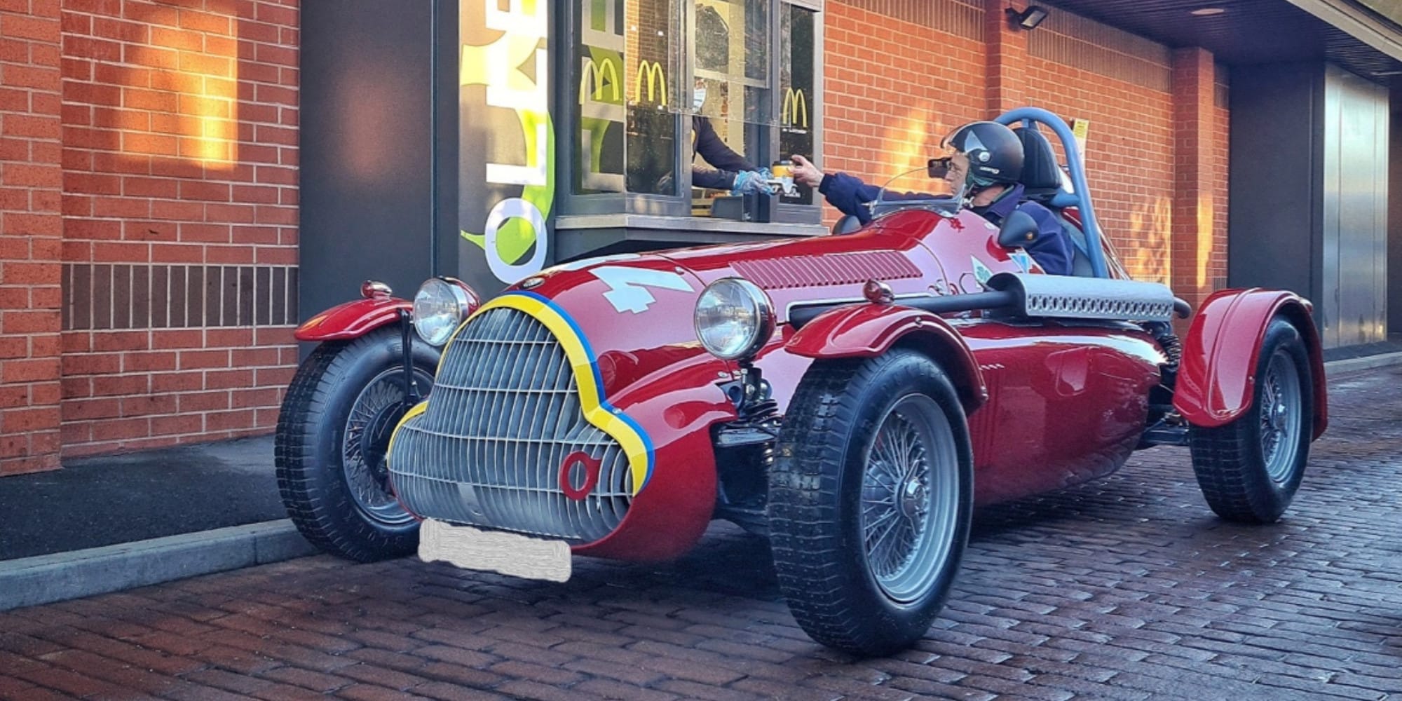 Vuoi costruire la tua macchina da corsa? Ora puoi avere un'Alfa Romeo 158!