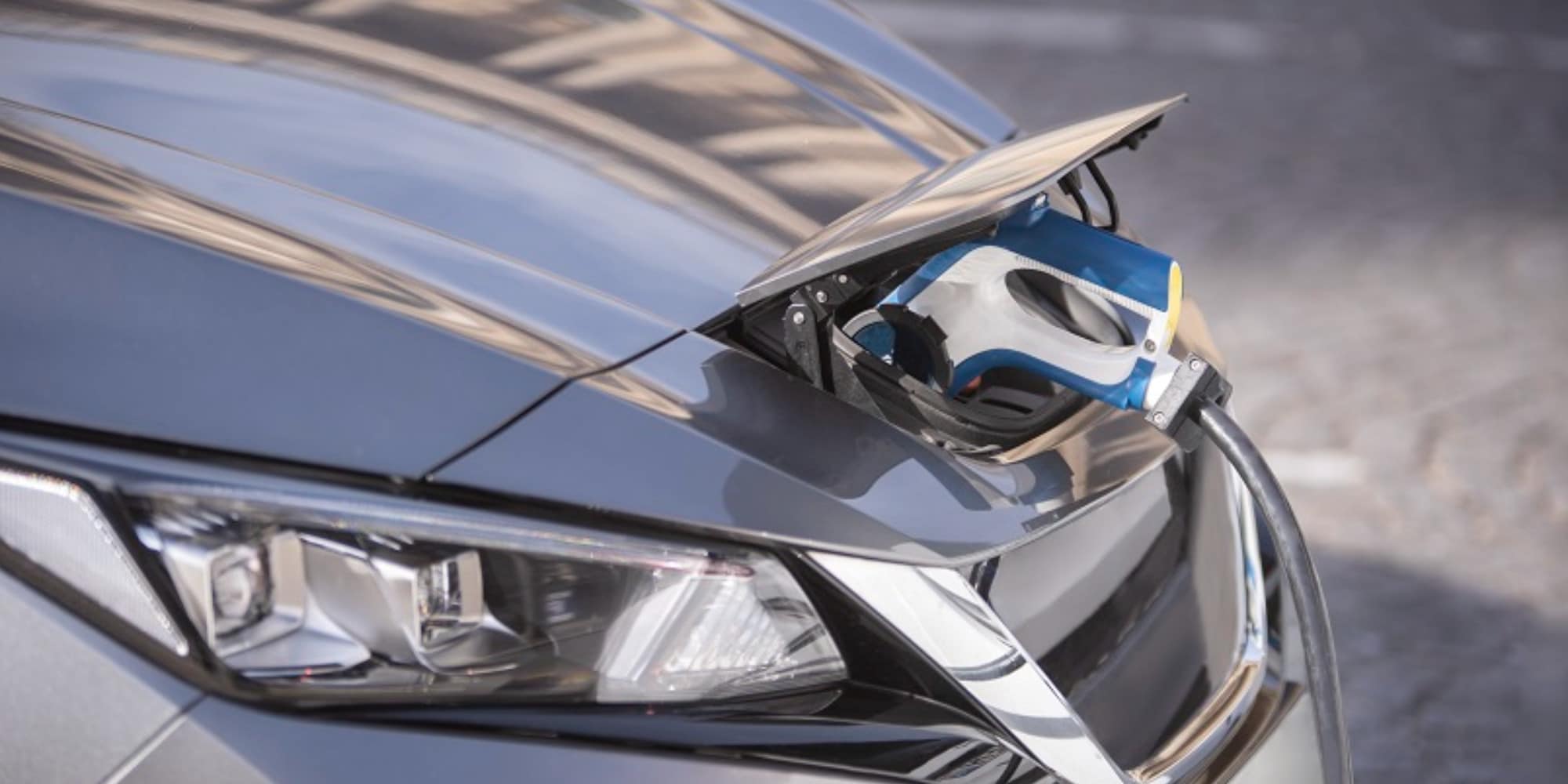 Clamoroso sequestro di auto elettriche provenienti dalla Cina