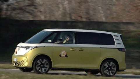 Volkswagen ID. Buzz, la prova al Balocco